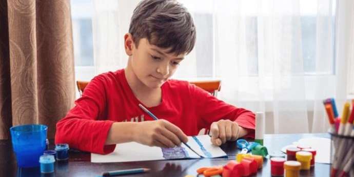 Otizm Spektrum Bozukluğu Nedir? Tanı, Belirtiler ve Destek Yaklaşımları Nasıl Olmalı?